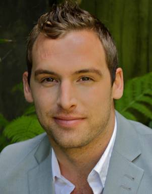 Dustin DiPerna 